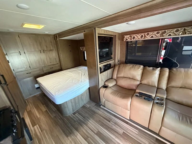 2016 Mercedes-Benz Coachman Prism 2200LE