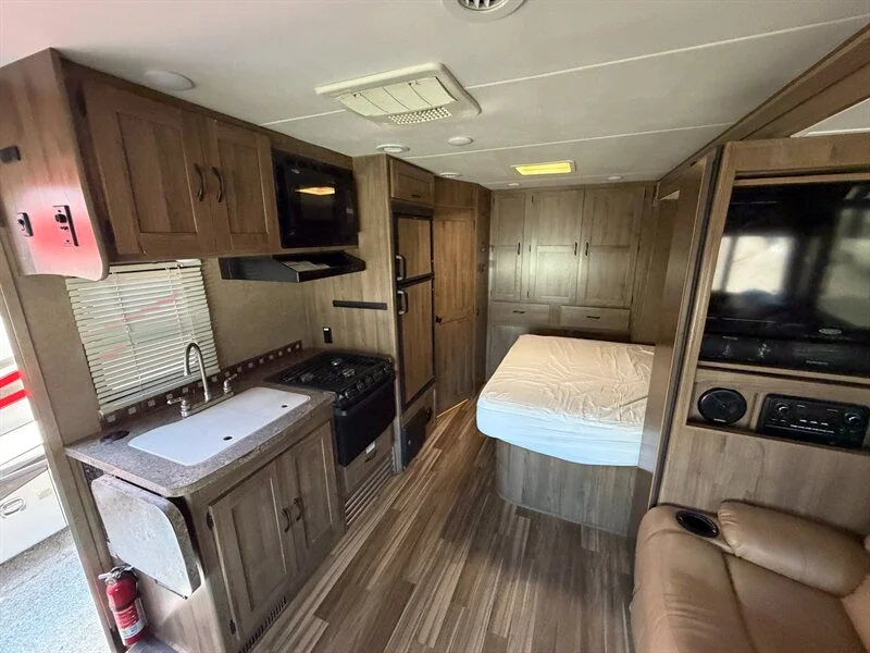 2016 Mercedes-Benz Coachman Prism 2200LE