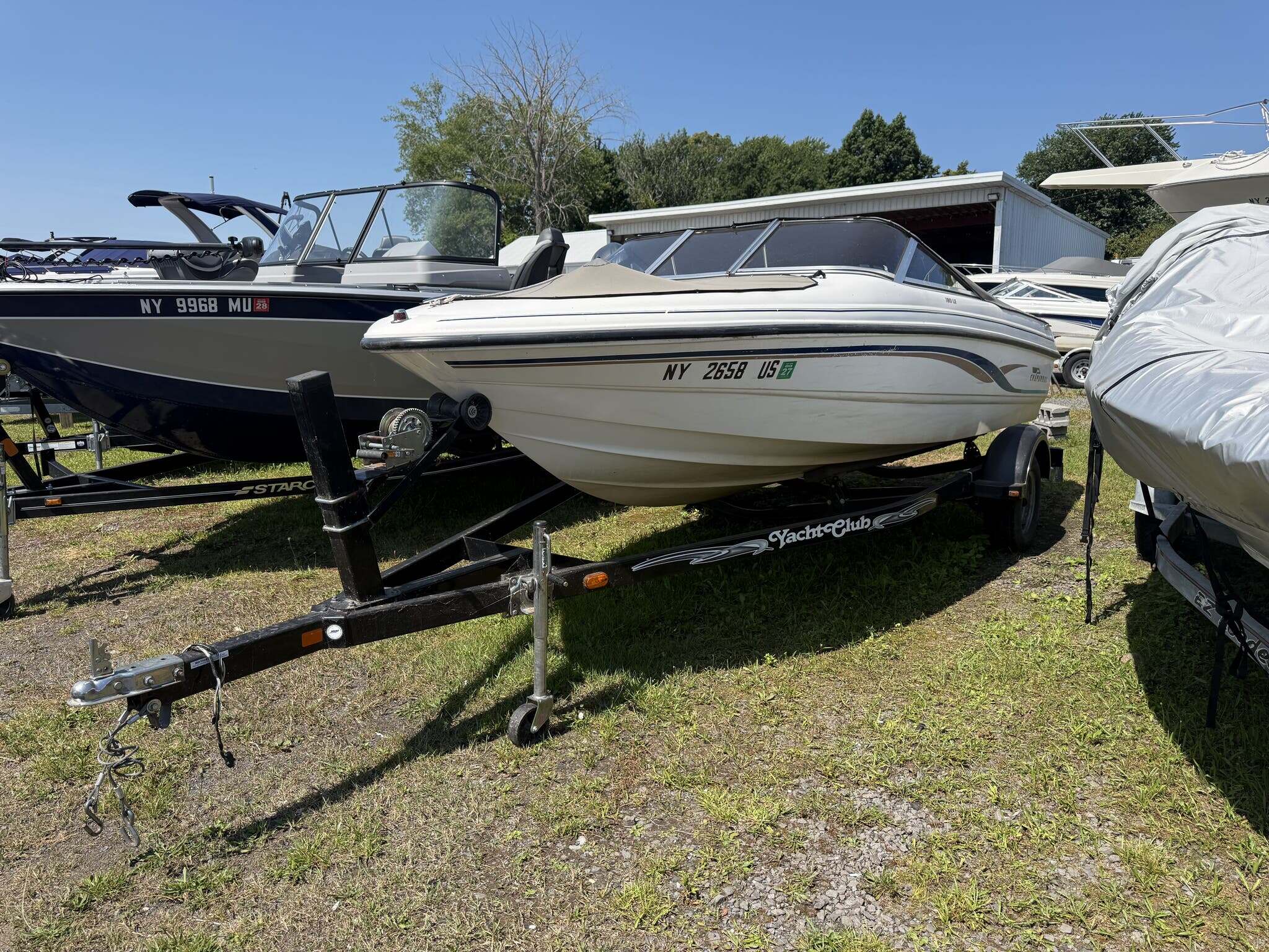 1999 Chaparral 180 LE in sodus point NY
