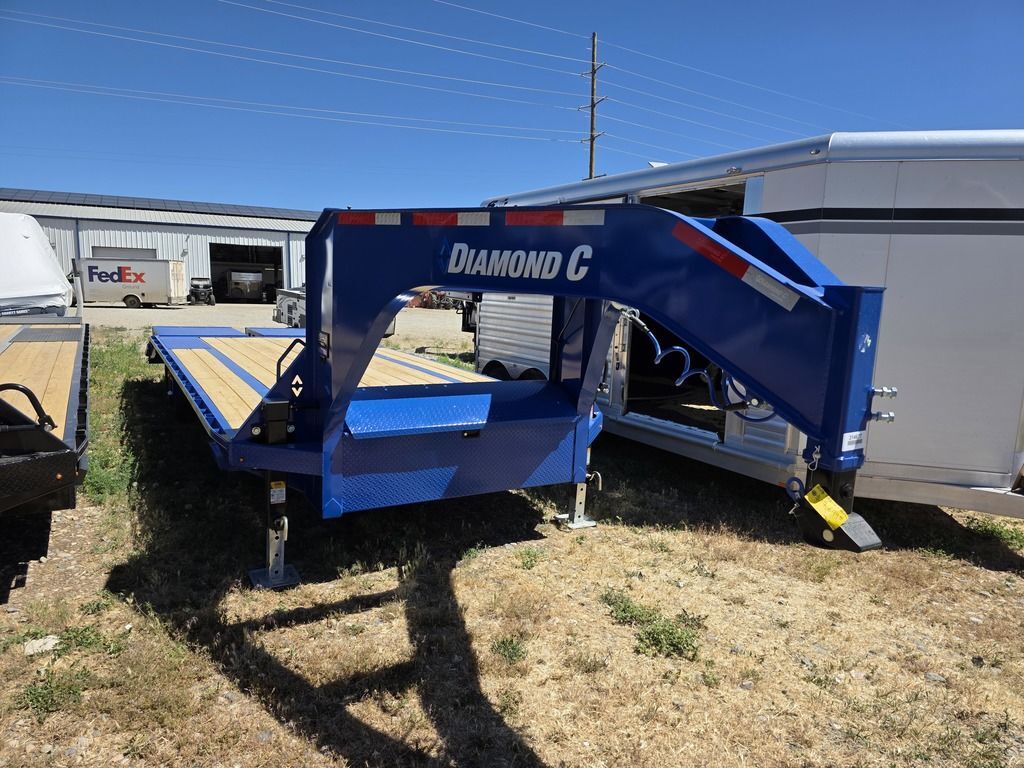 2026 Diamond C FMAX207 25x102 in Bayfield, CO