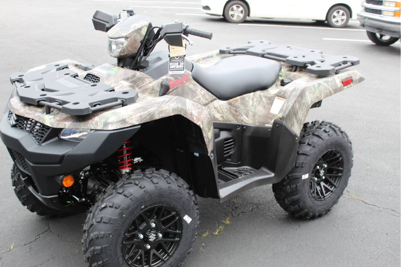 A photo of this 2026 Suzuki KingQuad 500AXi Power Steering SE Camo
