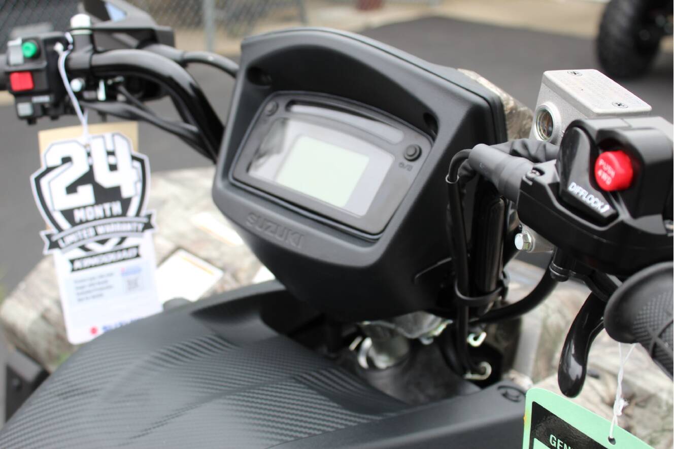 A photo of this 2026 Suzuki KingQuad 500AXi Power Steering SE Camo