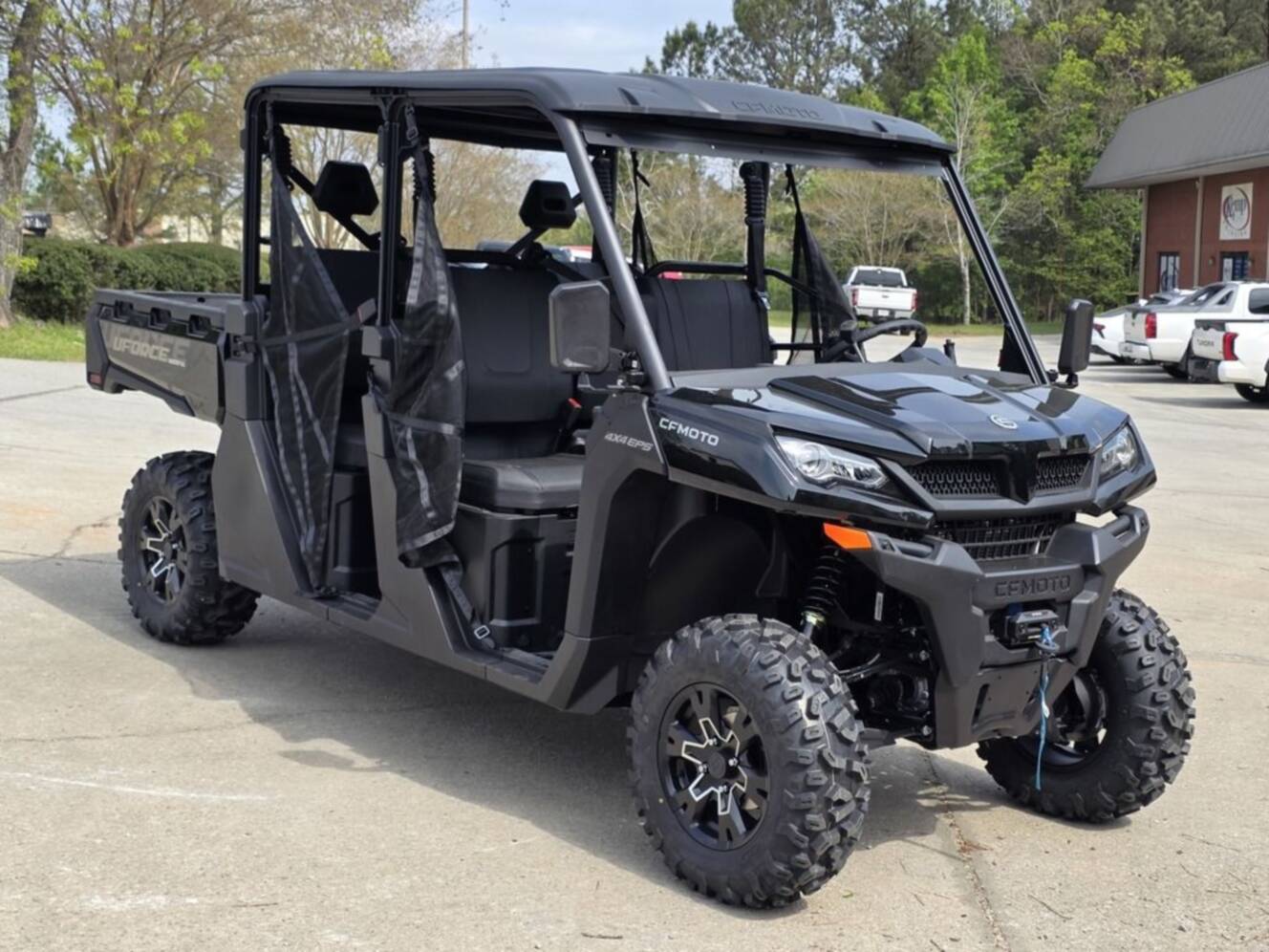 A photo of this 2026 CFMOTO UFORCE 1000 XL