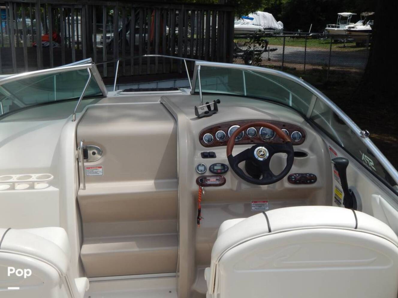 A photo of this 2004 Sea Ray 240 Sundeck