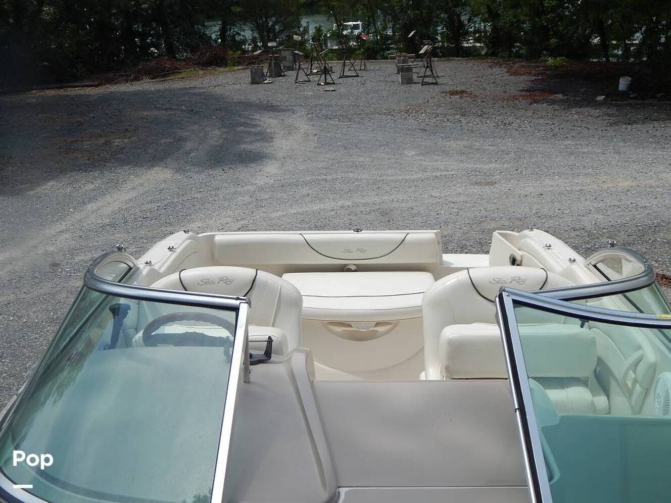 A photo of this 2004 Sea Ray 240 Sundeck