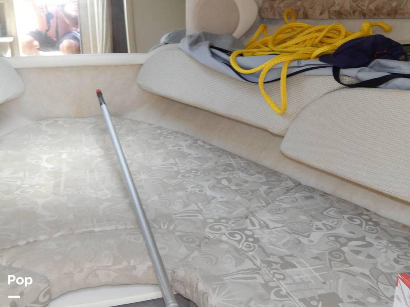 A photo of this 2004 Sea Ray 240 Sundeck