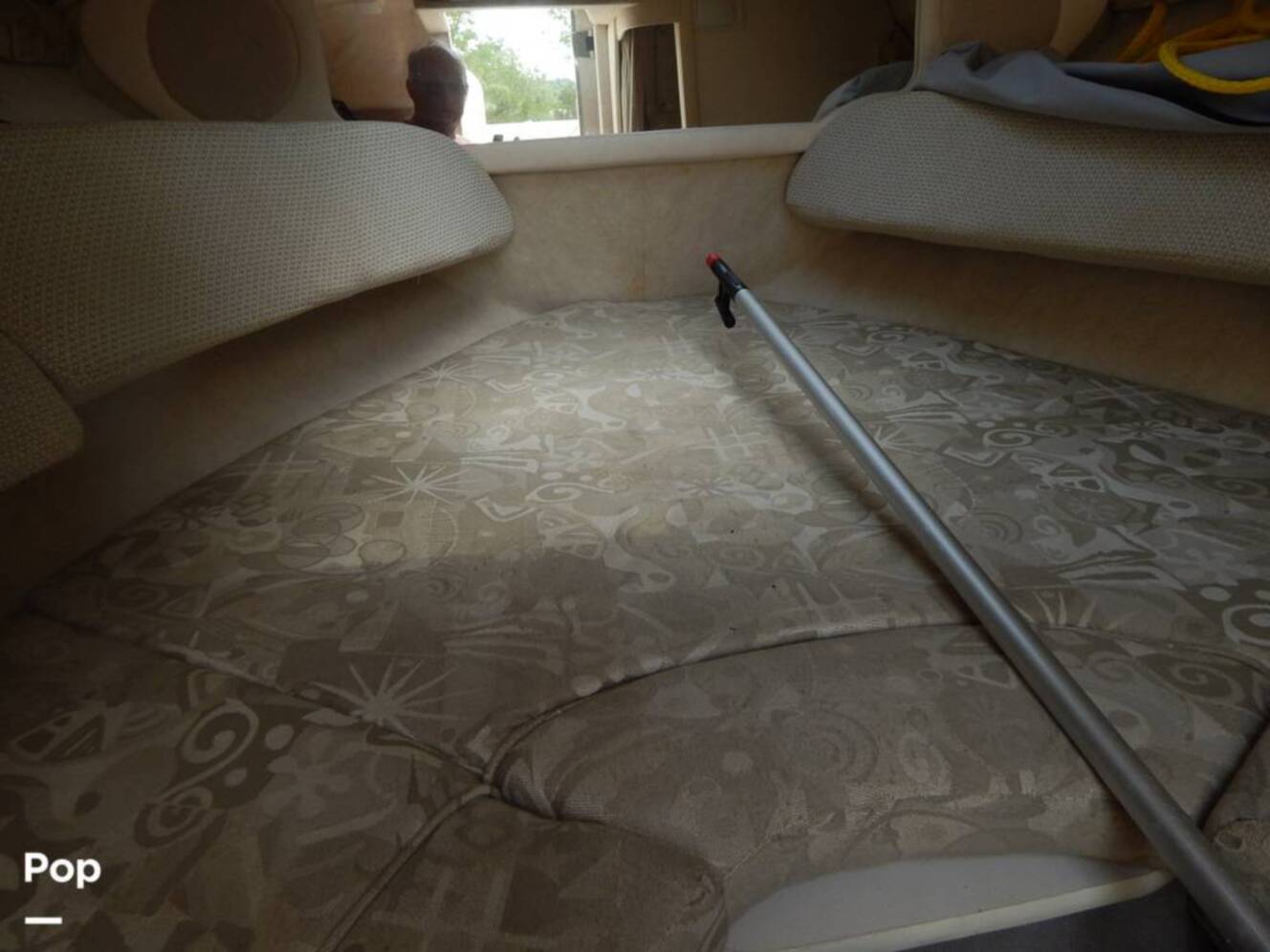 A photo of this 2004 Sea Ray 240 Sundeck