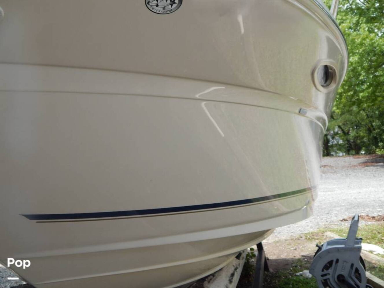 A photo of this 2004 Sea Ray 240 Sundeck