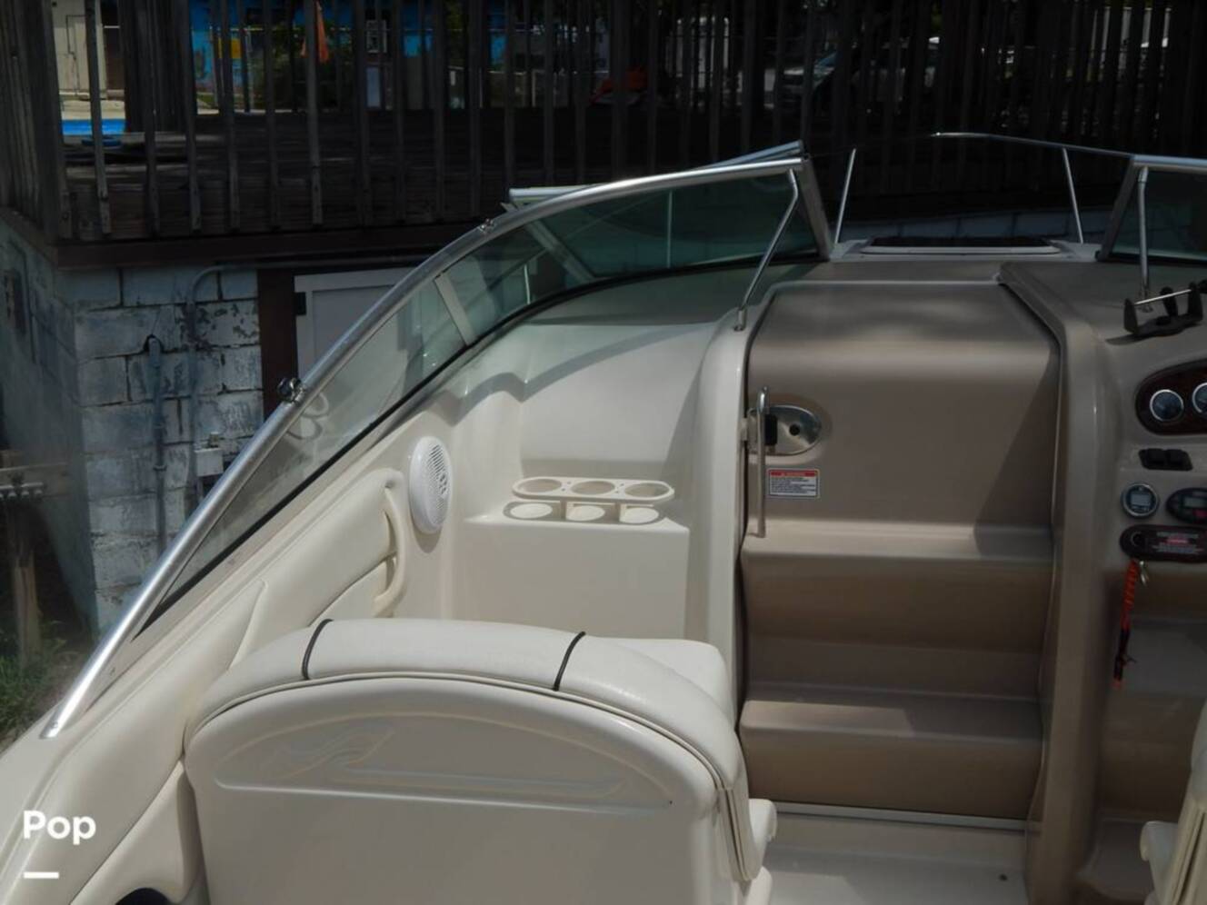 A photo of this 2004 Sea Ray 240 Sundeck