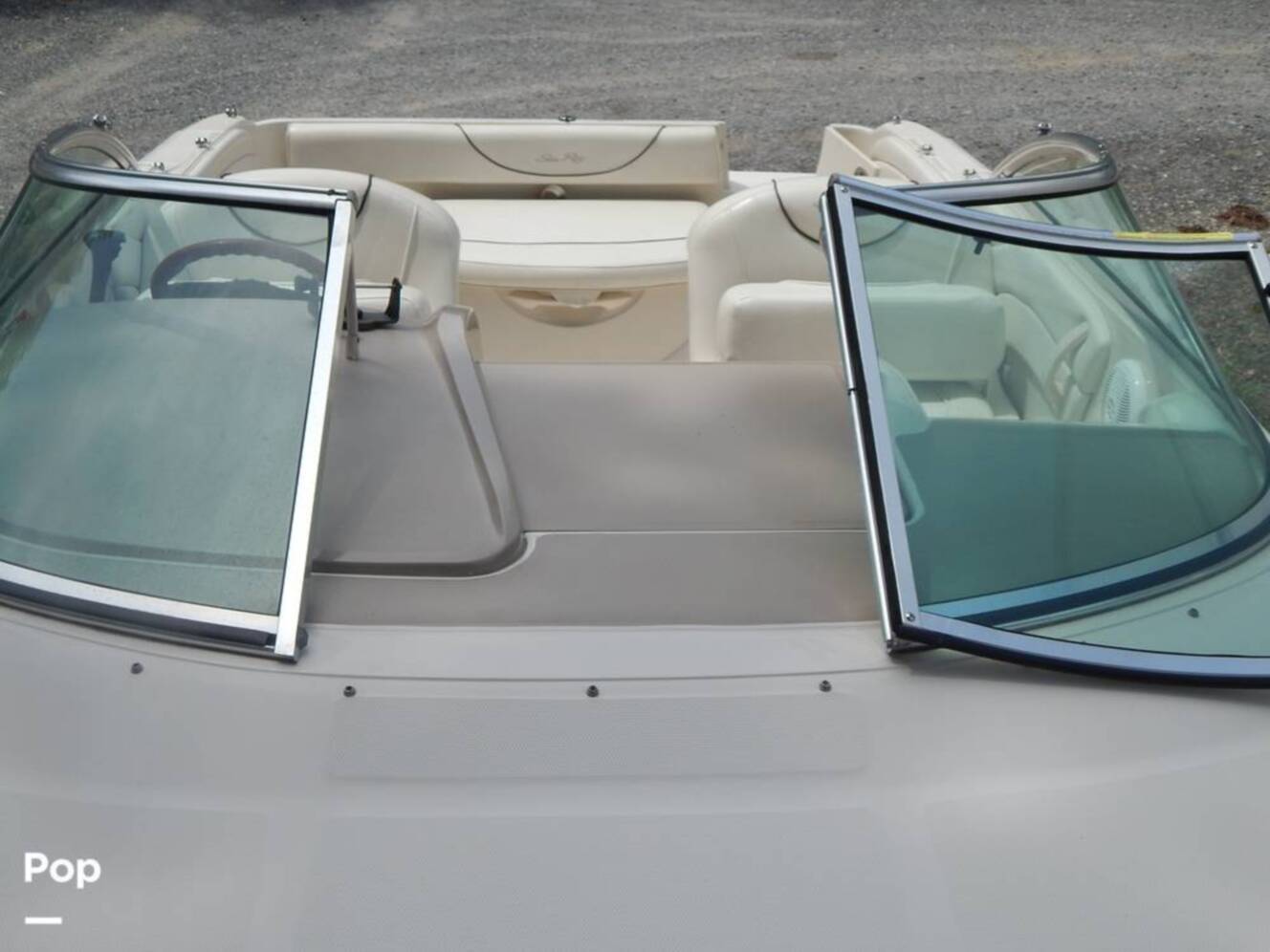A photo of this 2004 Sea Ray 240 Sundeck
