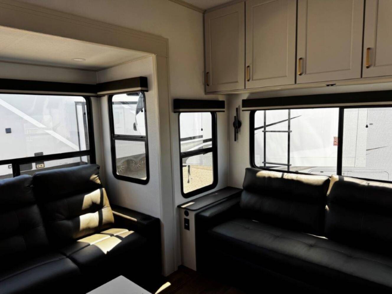 A photo of this 2027 Grand Design Influence 2903RL