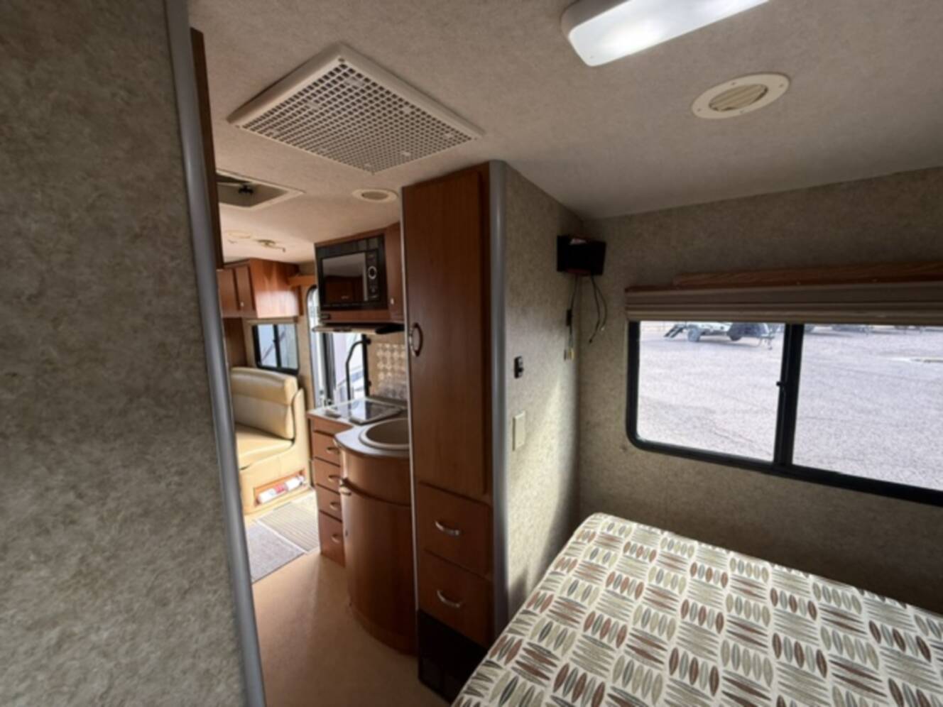 A photo of this 2009 Itasca Navion iQ 24DL
