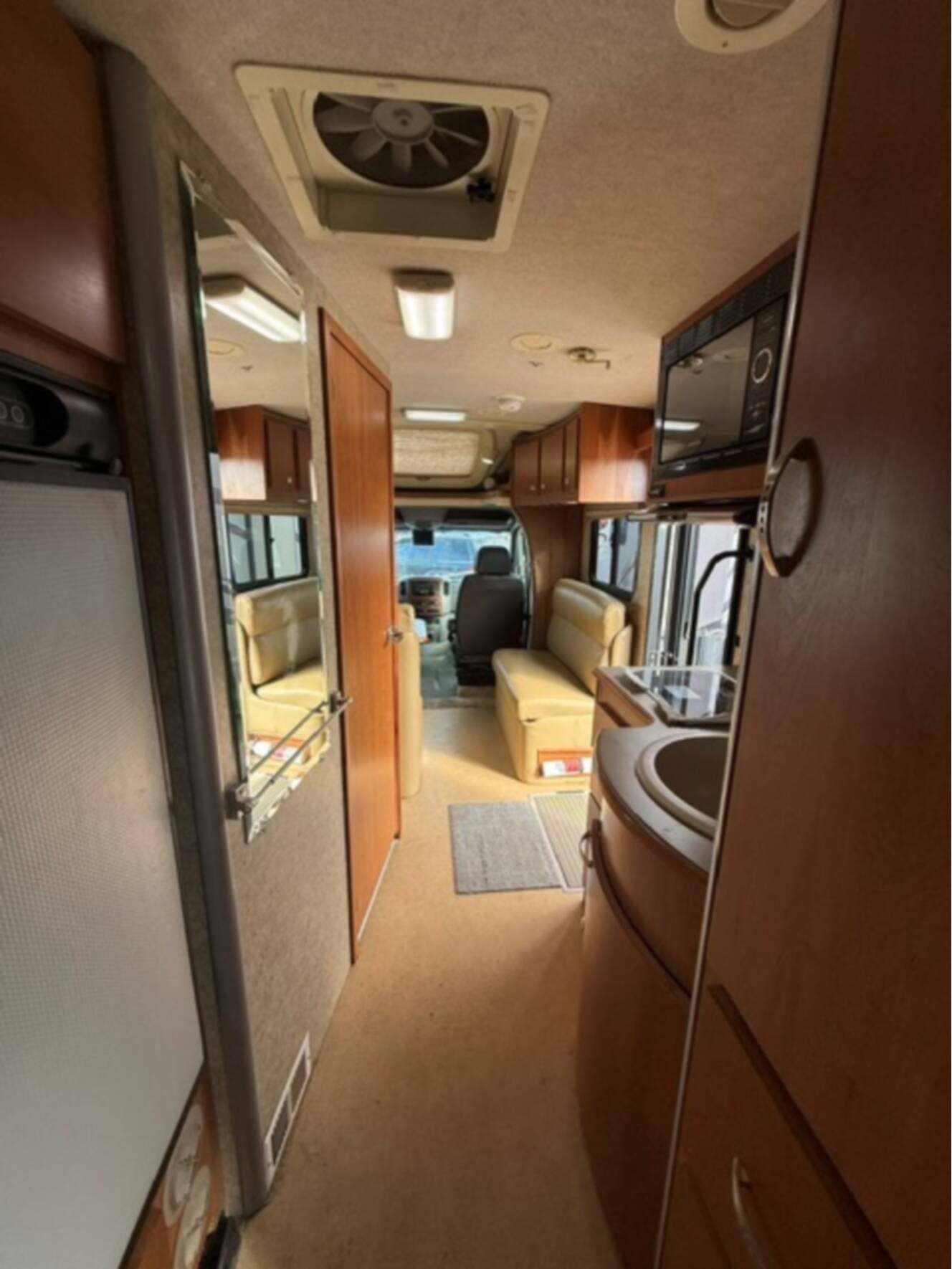 A photo of this 2009 Itasca Navion iQ 24DL