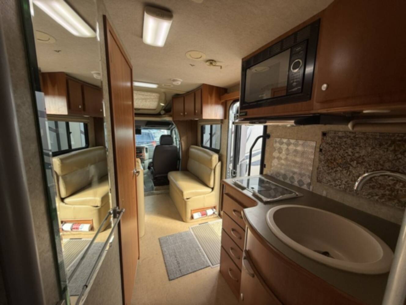 A photo of this 2009 Itasca Navion iQ 24DL