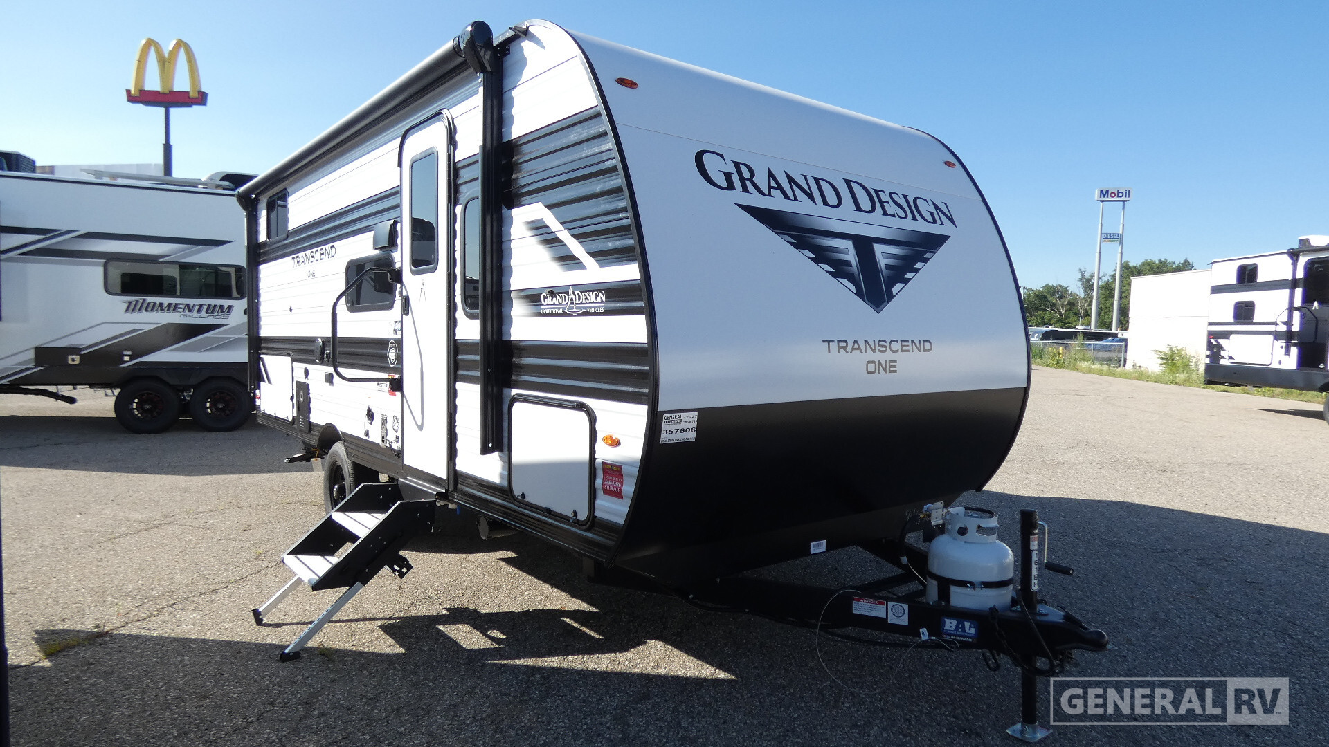 2027 Grand Design Transcend One 161BH in mt clemens MI