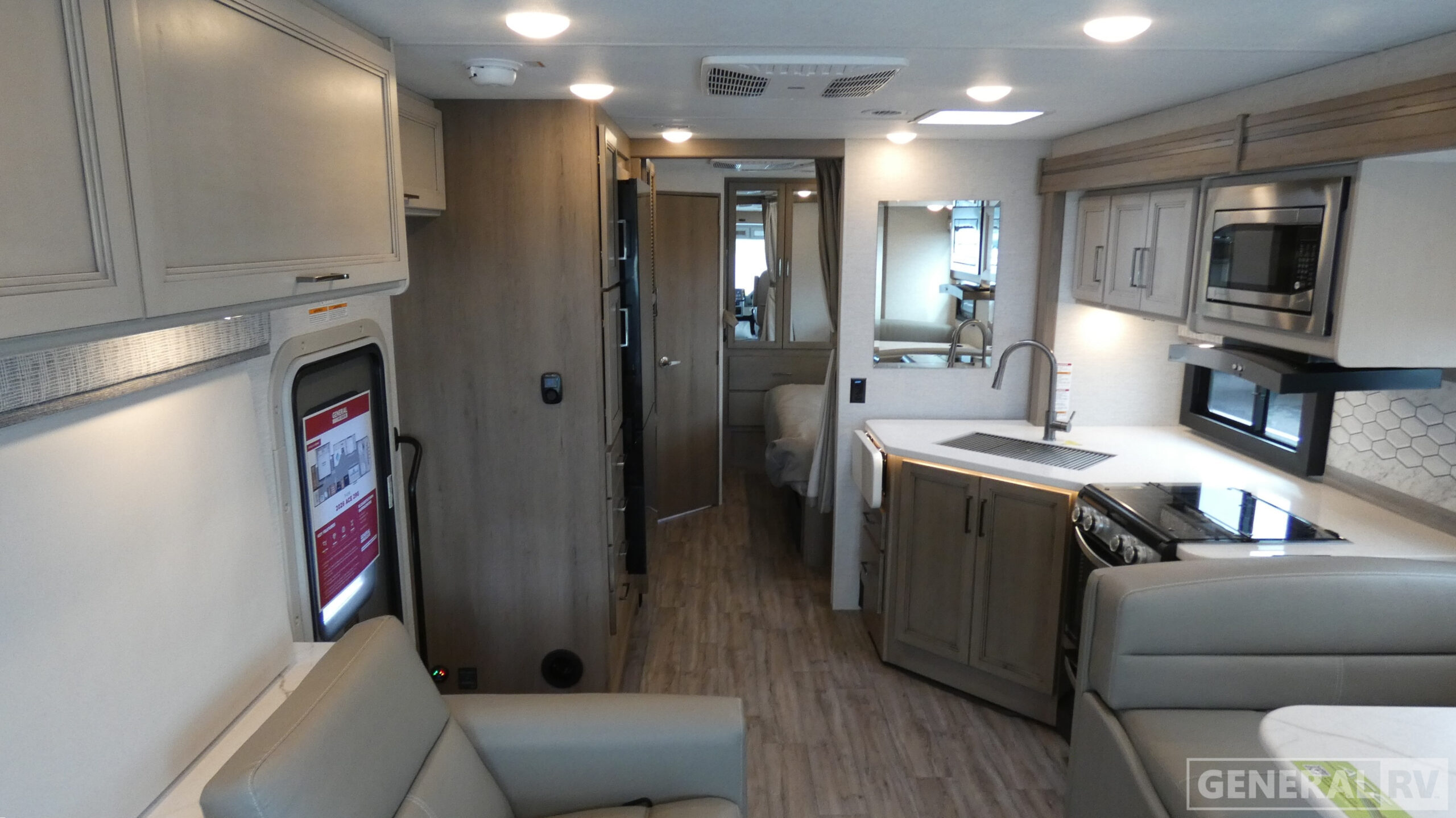 2026 Thor Motor Coach ACE 29G in birch run MI