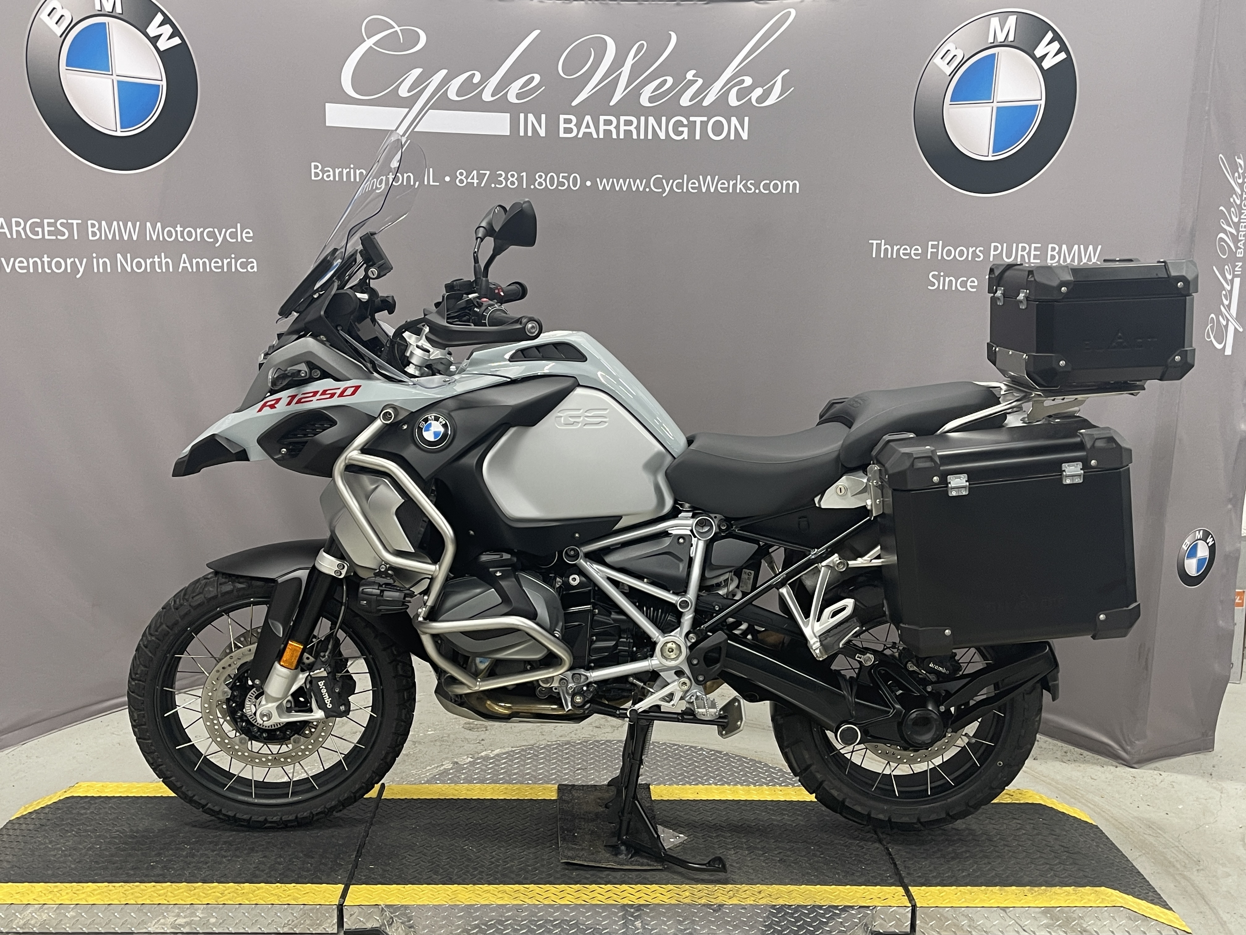 2024 BMW R 1250 GS ADVENTURE in Barrington, IL