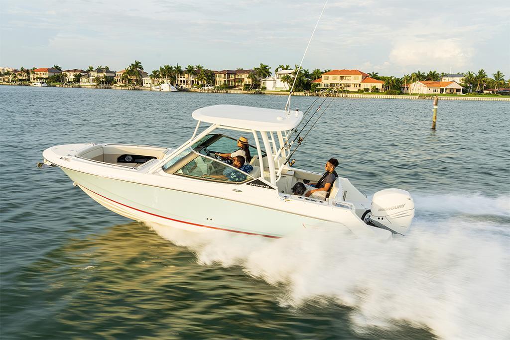 2027 Boston Whaler 240 Vantage in cocoa FL