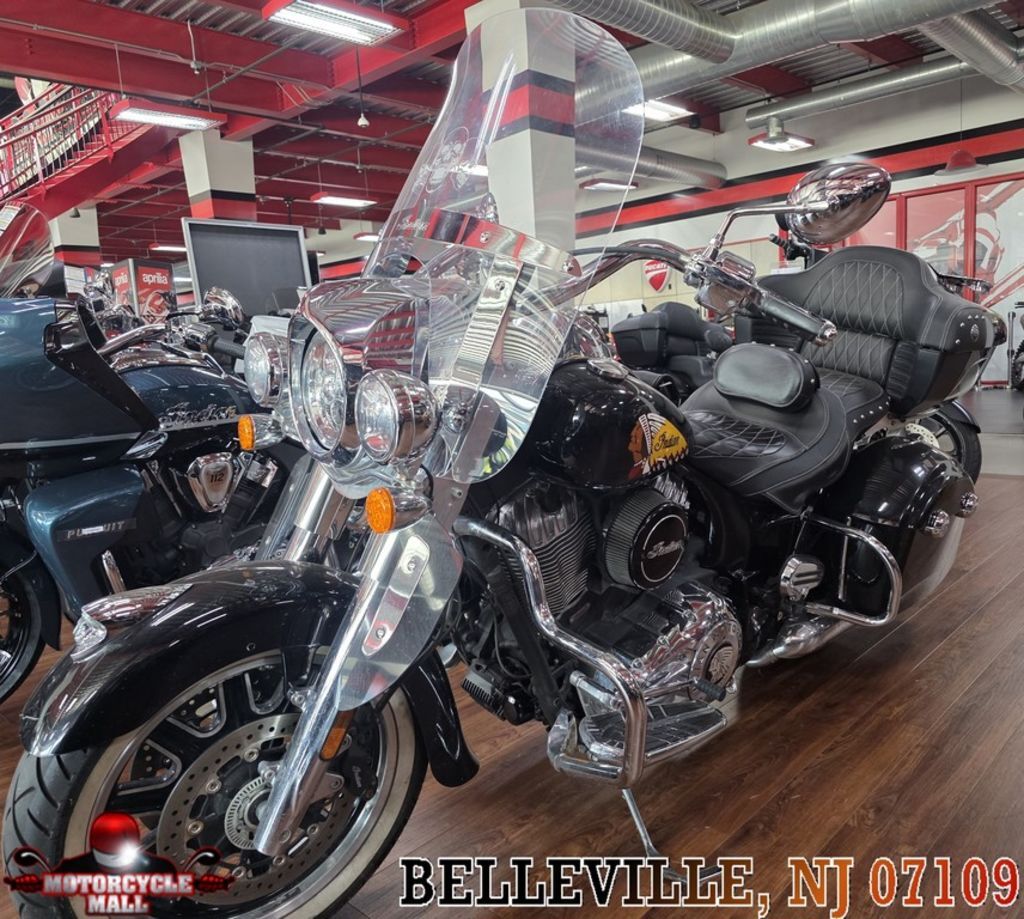 2020 Indian Motorcycle® Springfield® Thunder Black in Belleville, NJ