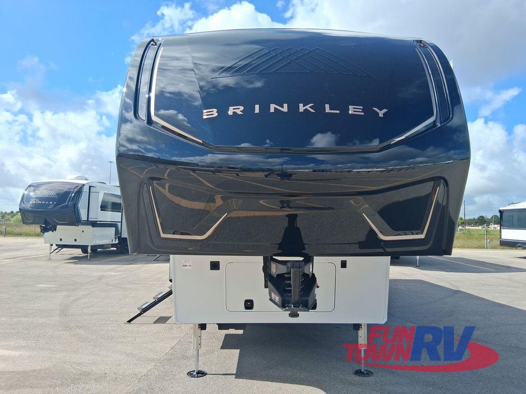 2027 Brinkley Model Z 3210 in las vegas NV