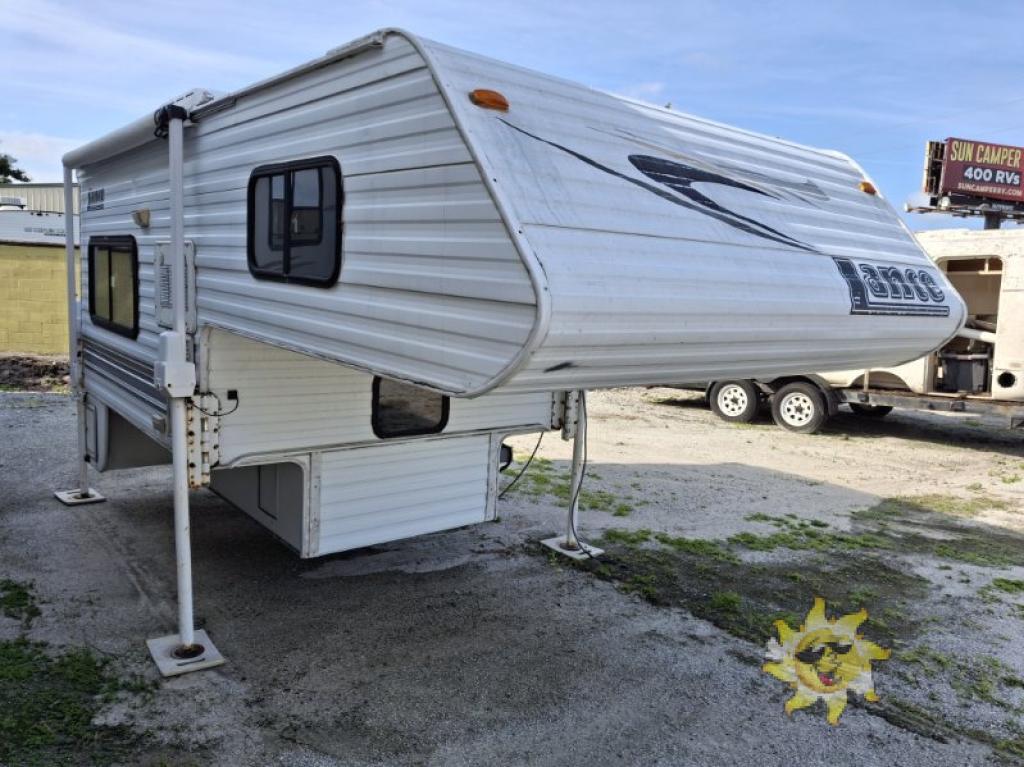 2007 Lance 815 Extended Cabover in fort pierce FL