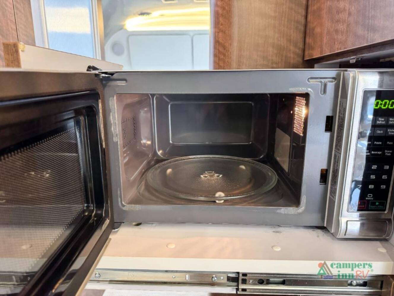 A photo of this 2019 Airstream Globetrotter globetrotter 27fbq
