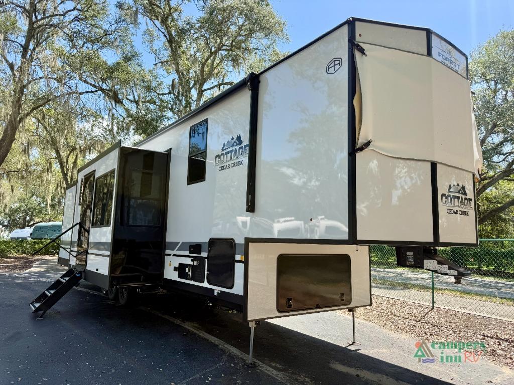 2027 Forest River Rv Cedar Creek Cottage 413FWC in seffner FL