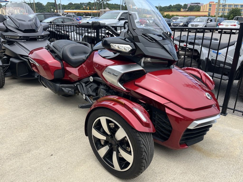 2016 Can-Am Spyder® F3-T 6-Speed Semi-Automatic (SE6) Radio F3-T SE6 in Birmingham, AL