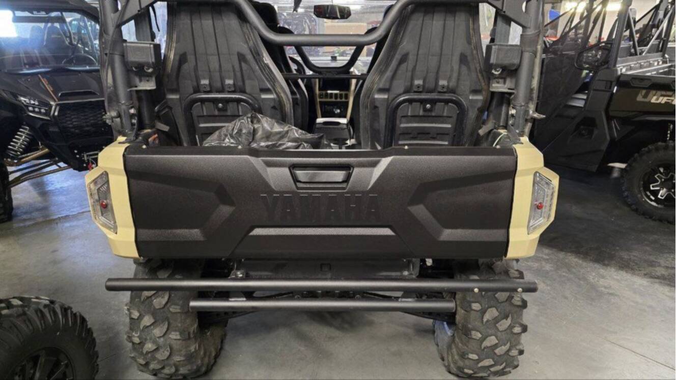 A photo of this 2023 Yamaha Wolverine RMAX4 1000 XT-R