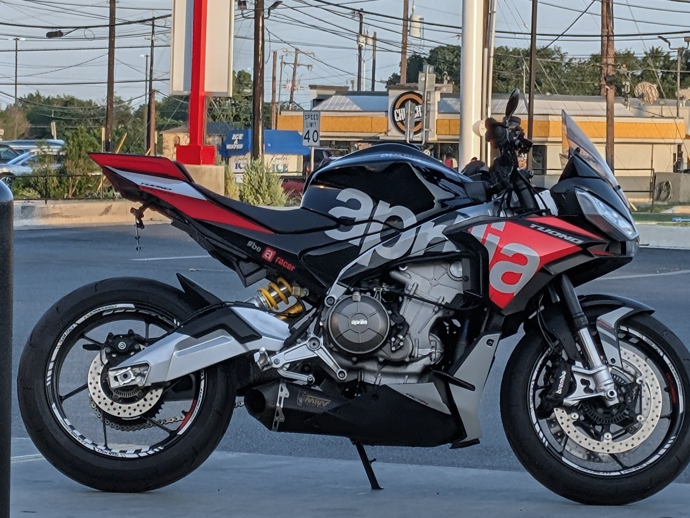 2022 Aprilia TUONO 660 FACTORY Sportbike motorcycle
