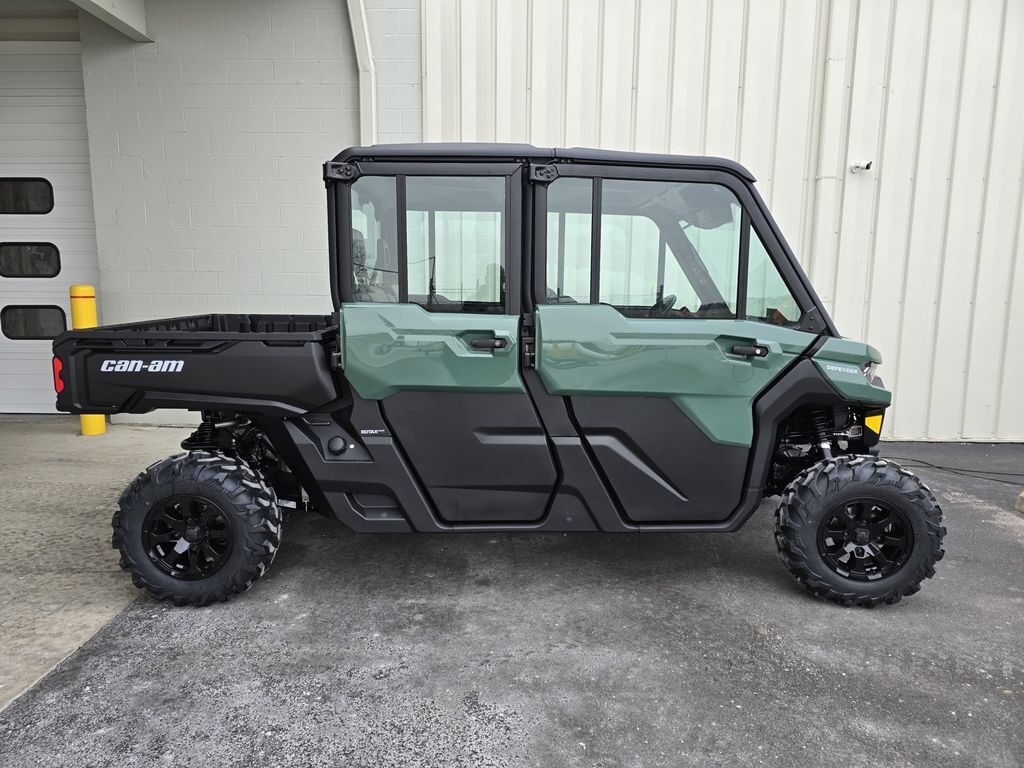 2026 Can-Am SSV DEF MAX DPSCAB 65 HD10 GN DPS CAB HD10 in wilmington OH