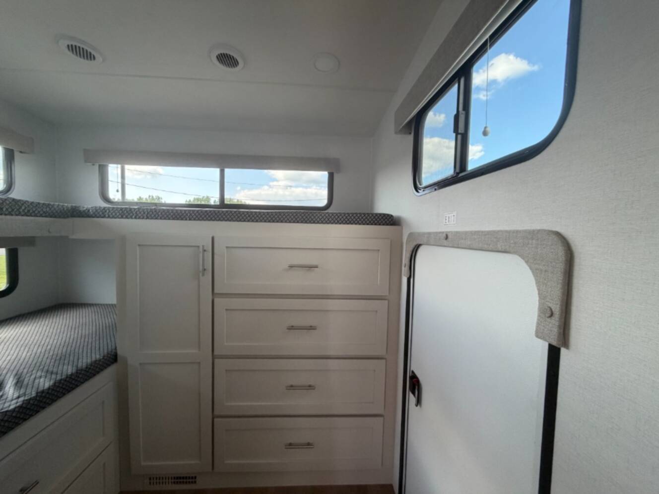 A photo of this 2027 Alliance Rv Avenue All-Access 29BH