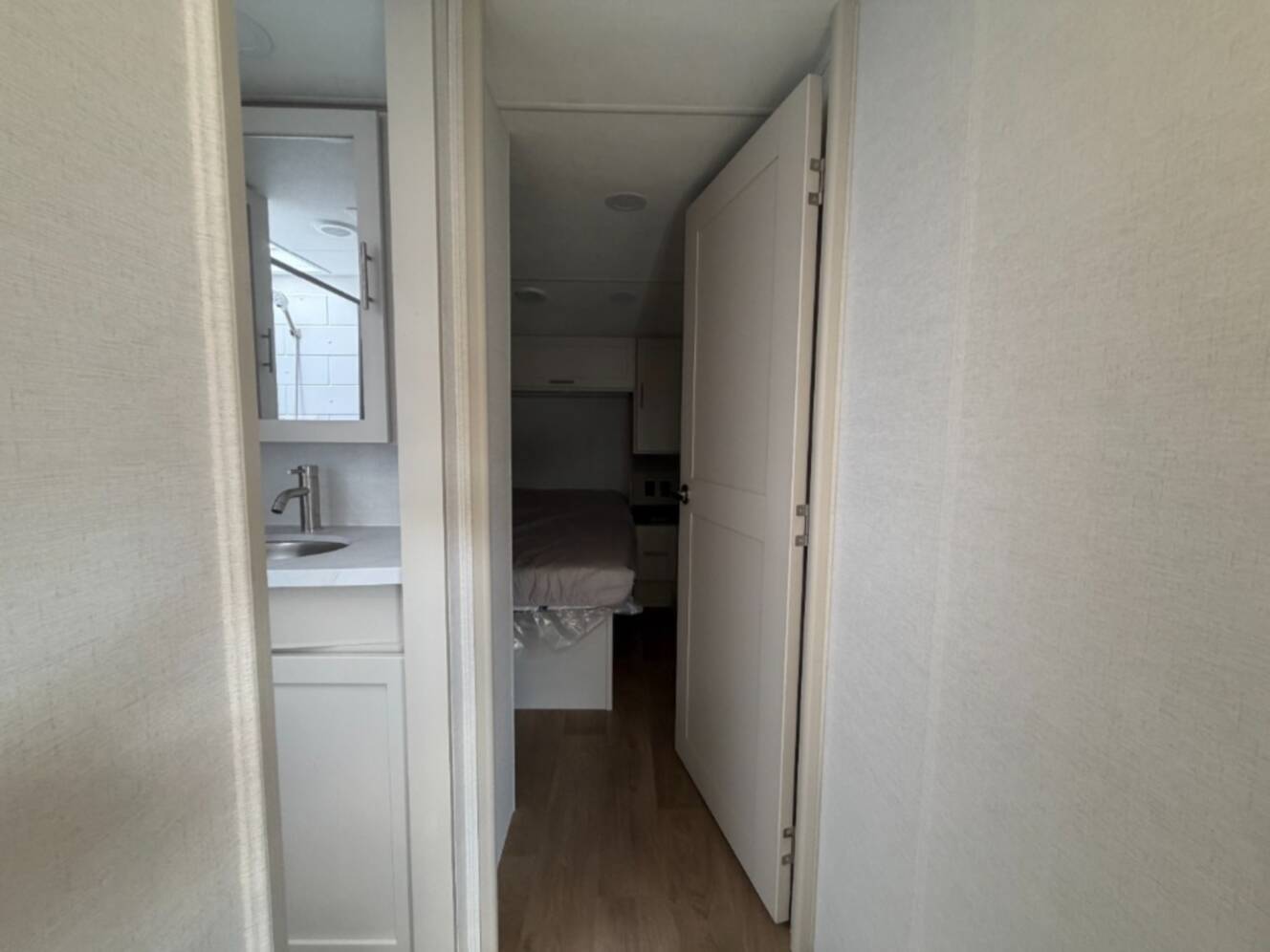 A photo of this 2027 Alliance Rv Avenue All-Access 29BH