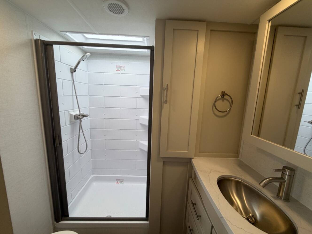 A photo of this 2027 Alliance Rv Avenue All-Access 29BH