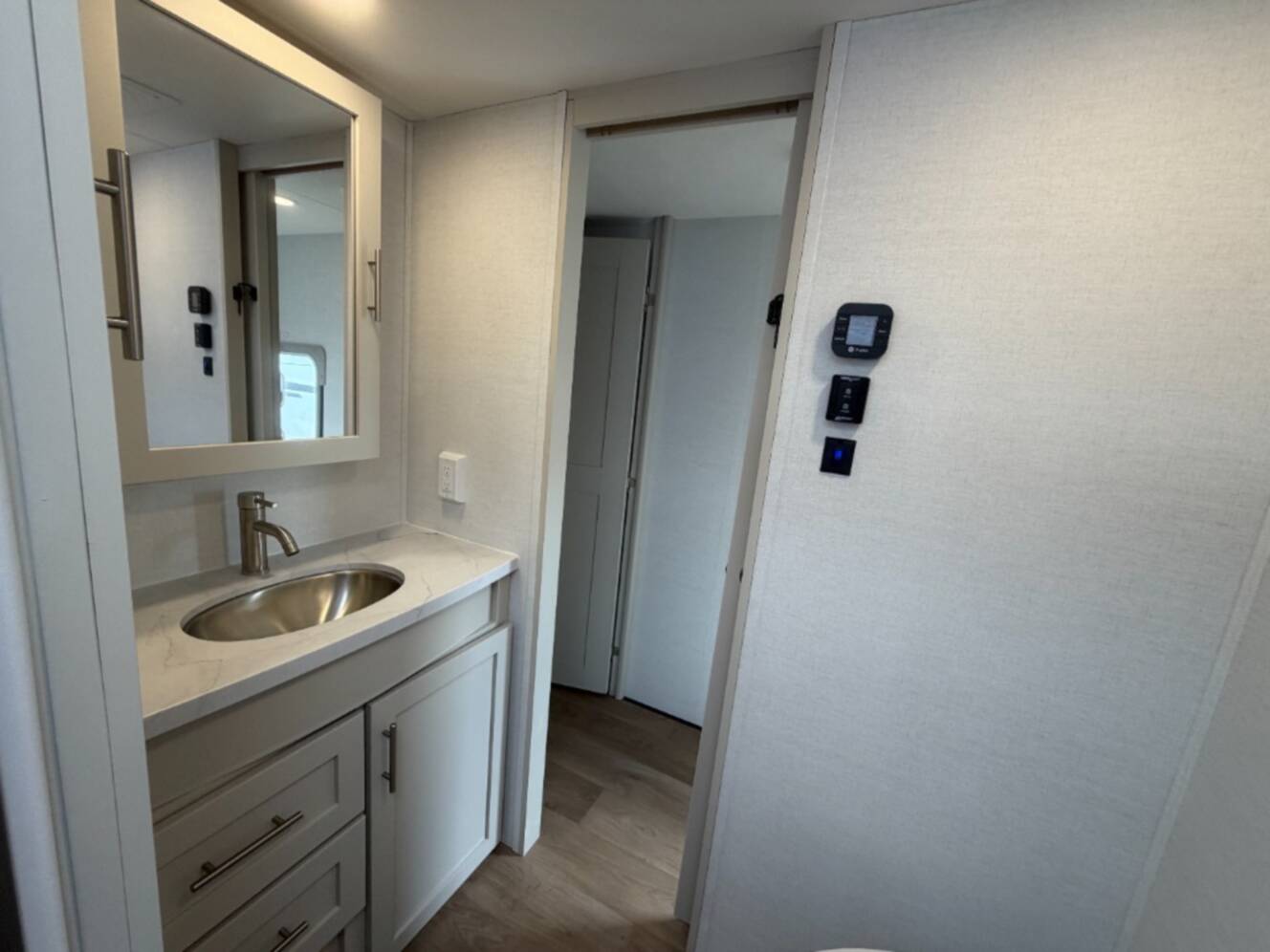 A photo of this 2027 Alliance Rv Avenue All-Access 29BH