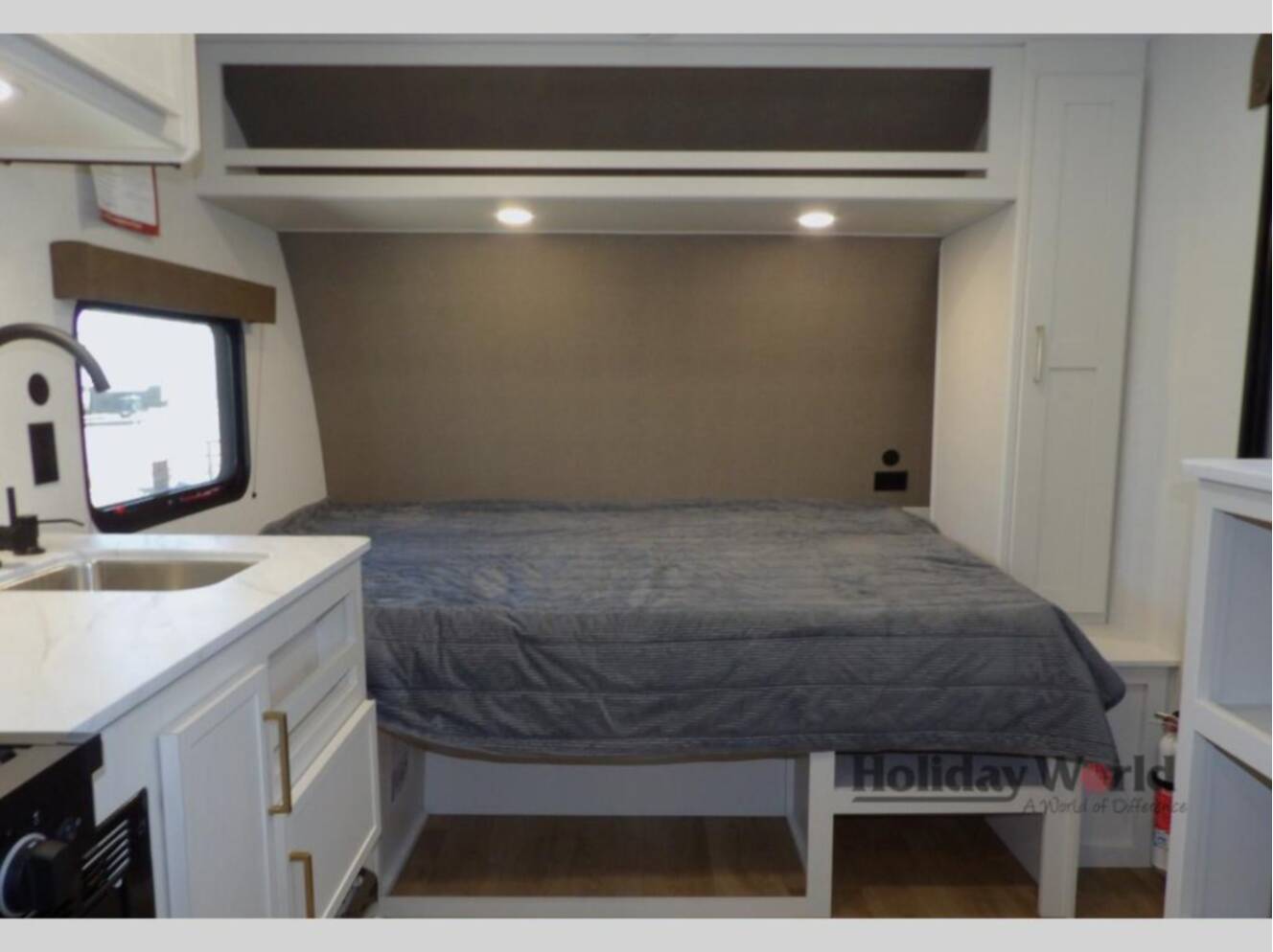 A photo of this 2027 Grand Design Transcend LITE 121RBL