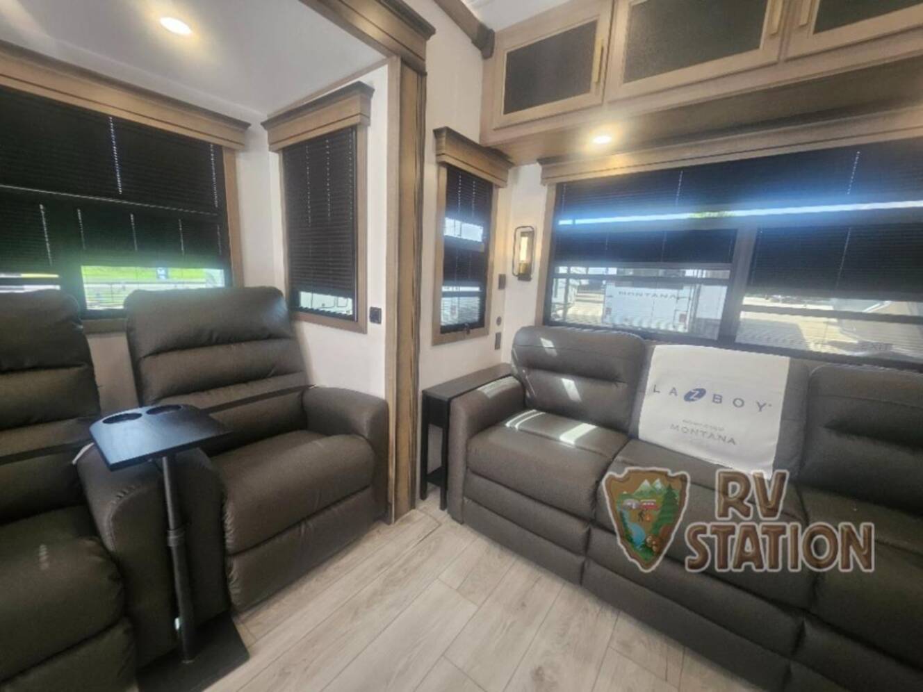 A photo of this 2026 Keystone Rv Montana 3231CK