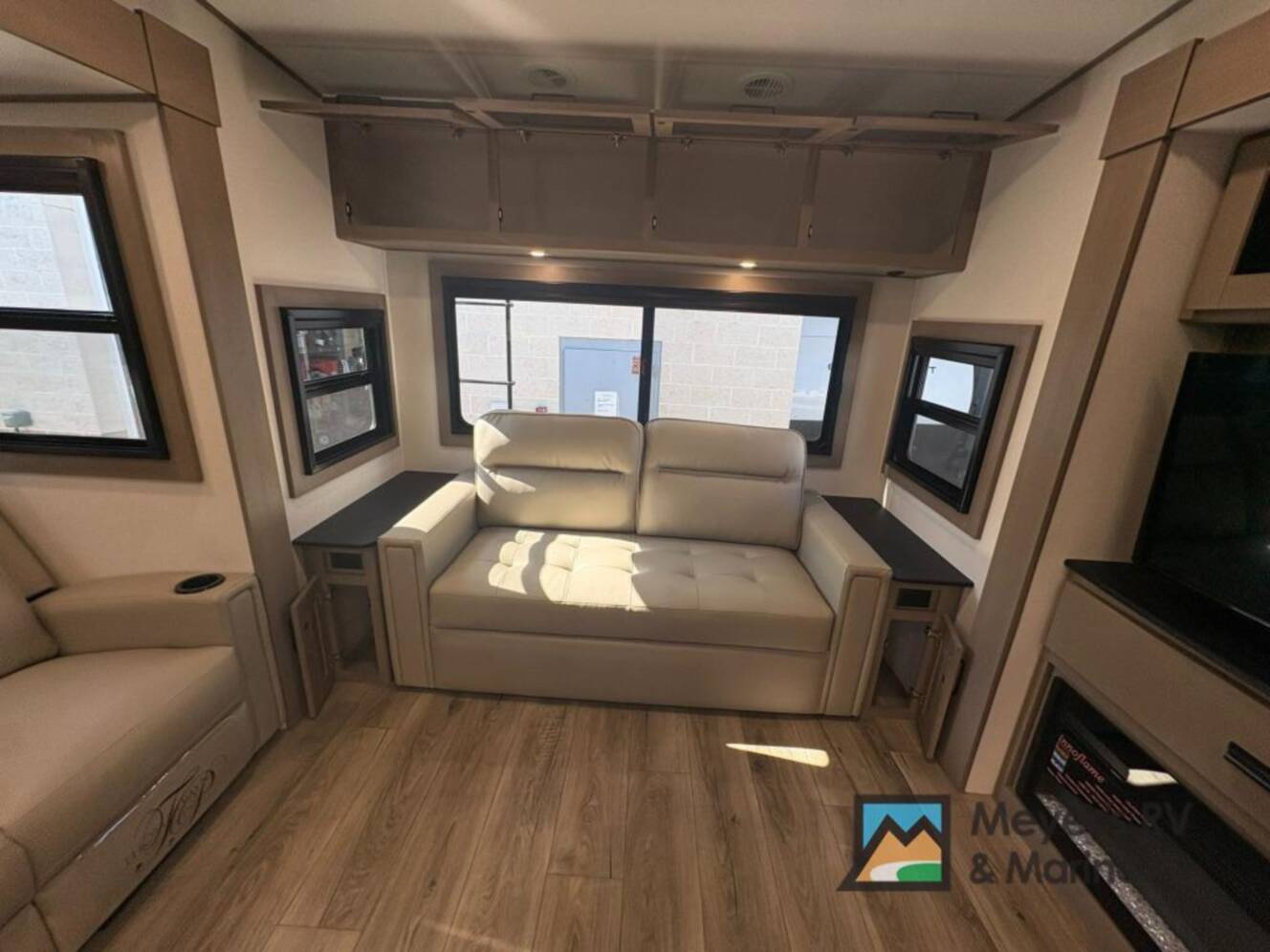 A photo of this 2027 Grand Design Reflection 303RLS