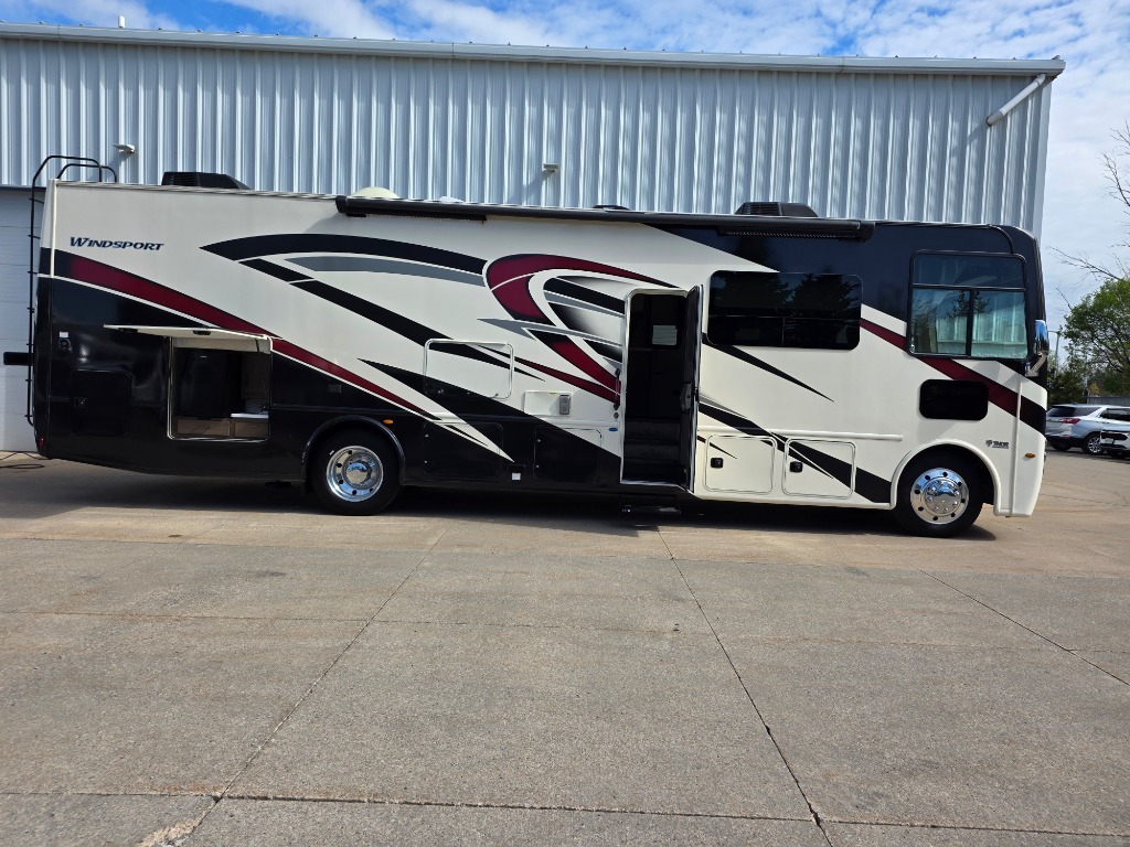 2022 Thor Motor Coach Windsport 34J in orchard park NY