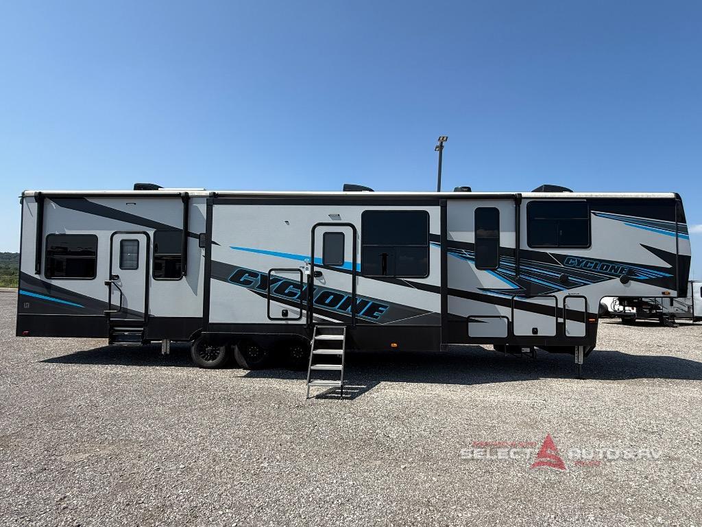 4006 Cyclone For Sale - Heartland Toy Hauler RVs - Toy Haulers