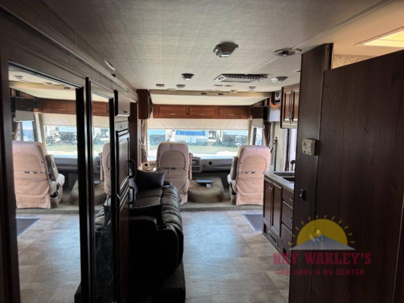 A photo of this 2014 Fleetwood Rv Storm 28F