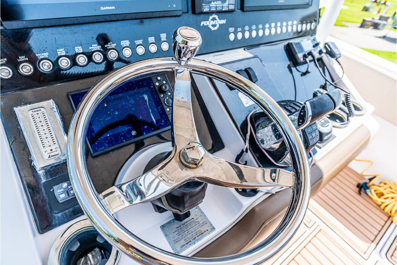 A photo of this 2017 Fountain 34CC