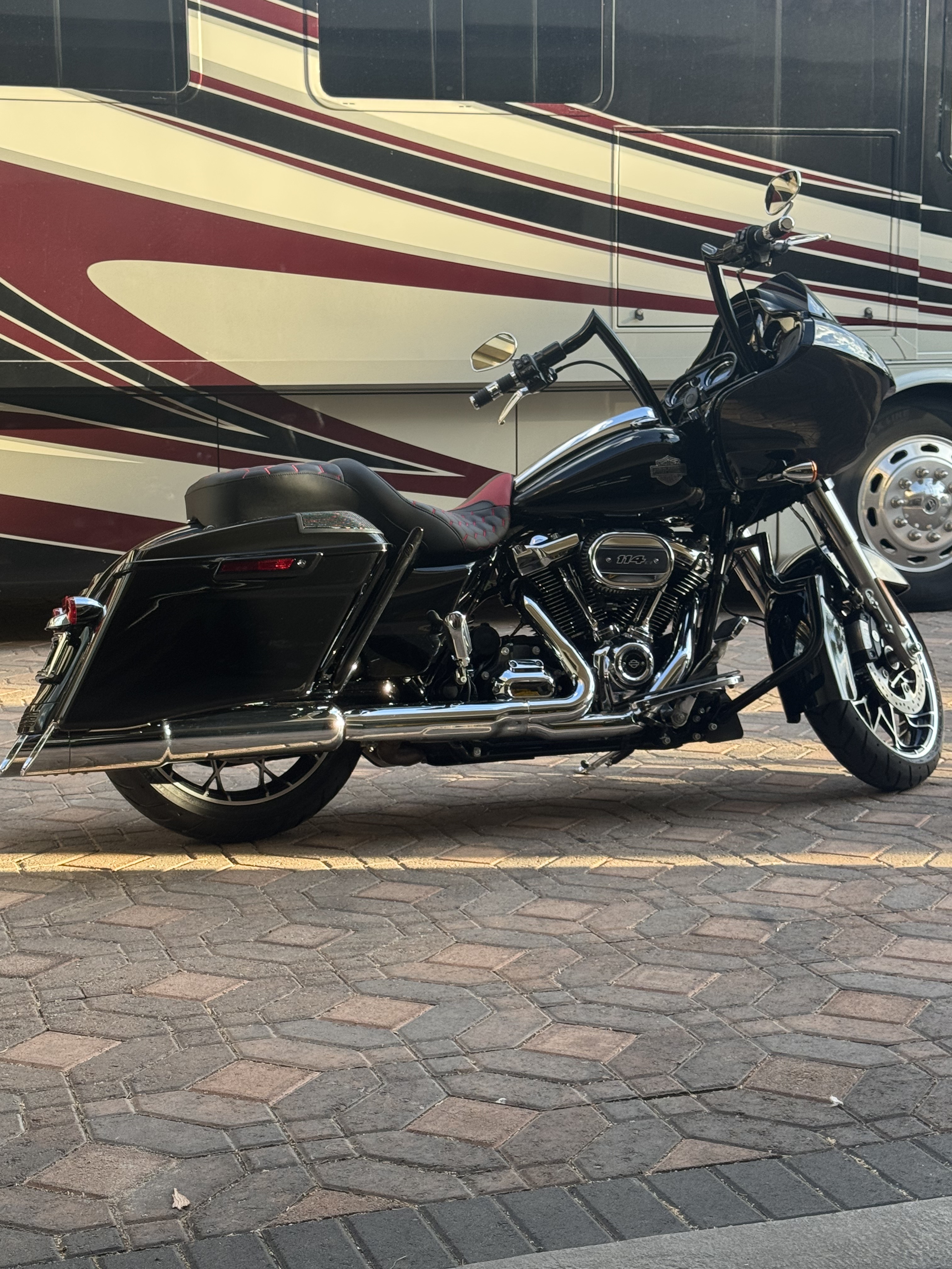2021 Harley-Davidson ROAD GLIDE® CUSTOM BASE BASE in Las Vegas, NV