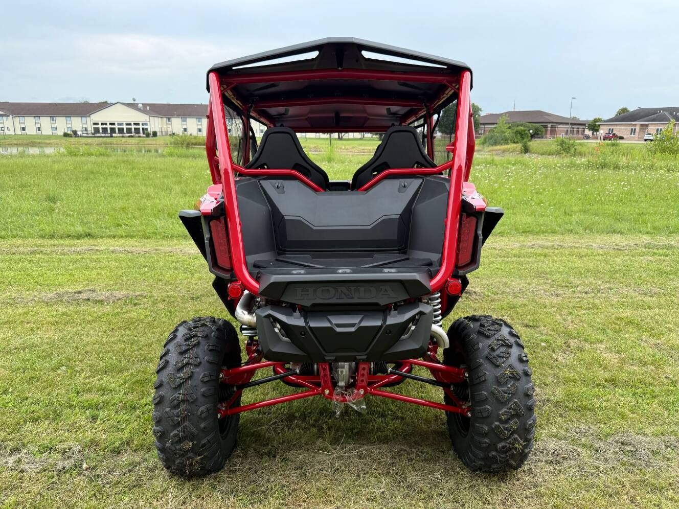 A photo of this 2026 Honda TALON1000X4 FOX LIVE VALVE