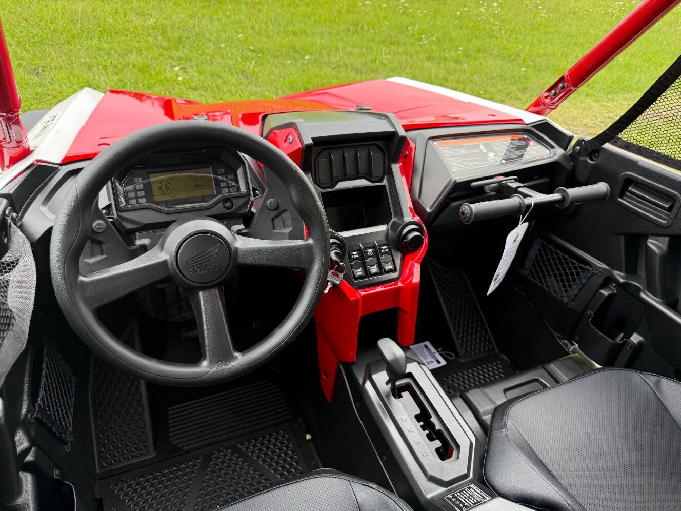 A photo of this 2026 Honda TALON1000X4 FOX LIVE VALVE
