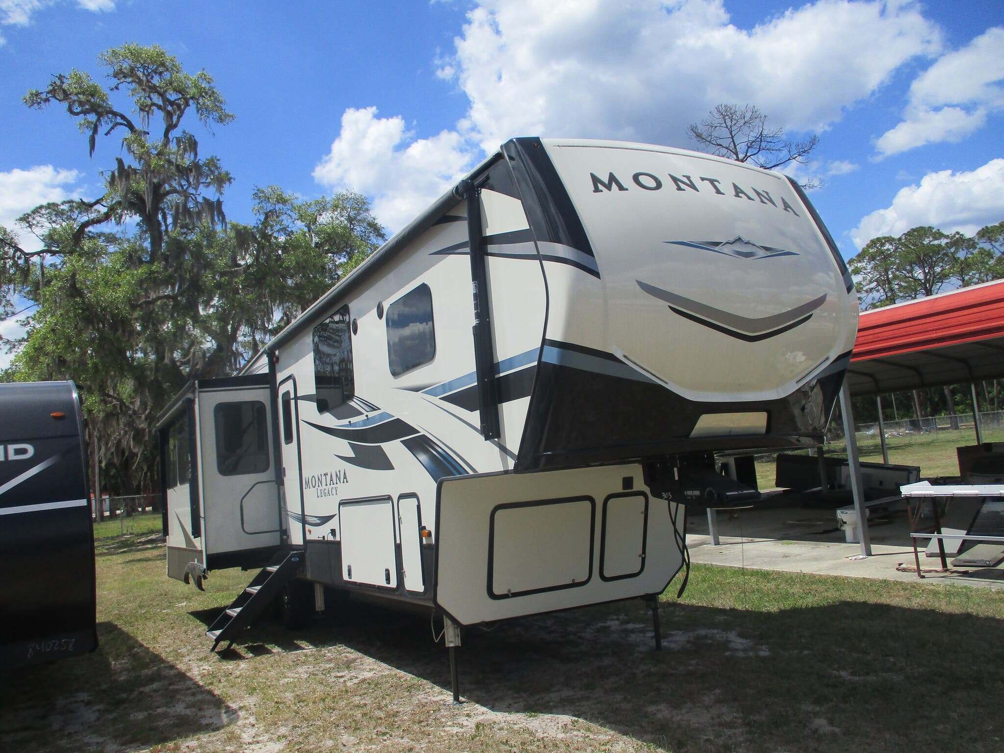 2021 Keystone Montana Legacy 3230CK in cross city FL