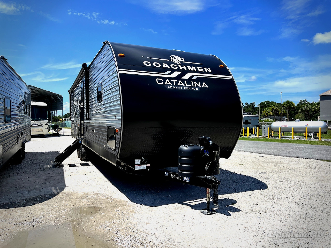 2027 Coachmen Catalina Legacy Edition 293TQBSCK in bushnell FL