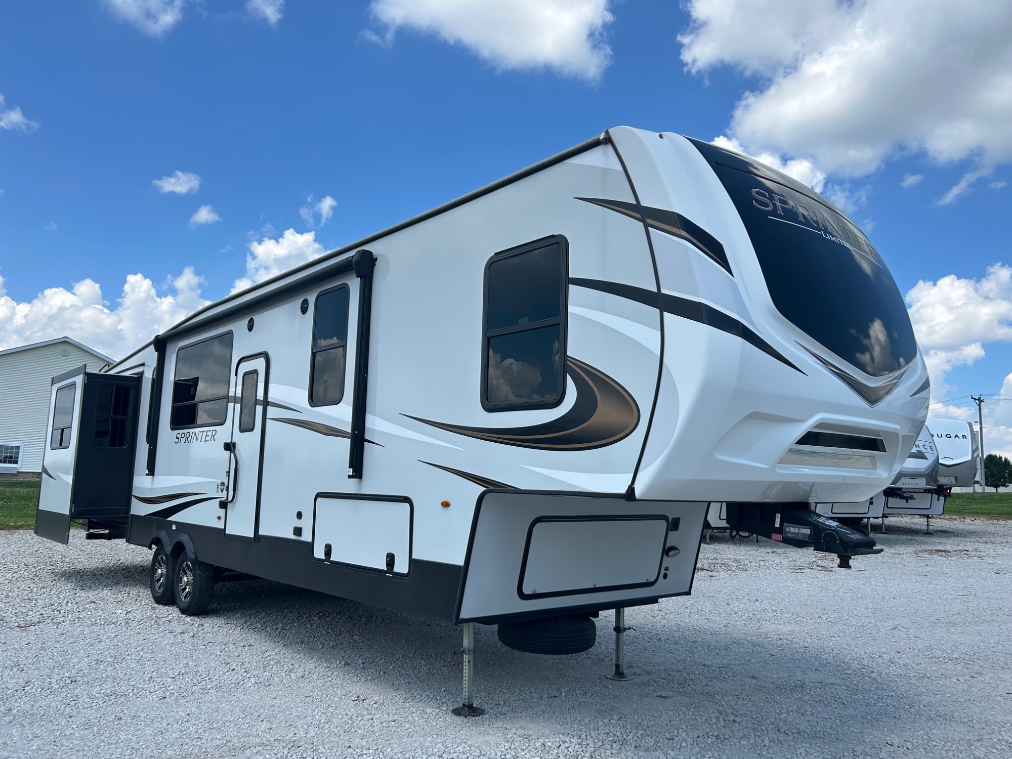 2022 Keystone Sprinter Limited 3230DEN in lamoni IA