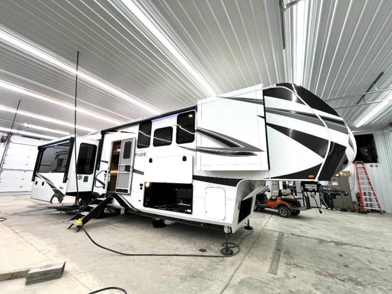 2023 Grand Design Solitude 373FB in wabash IN