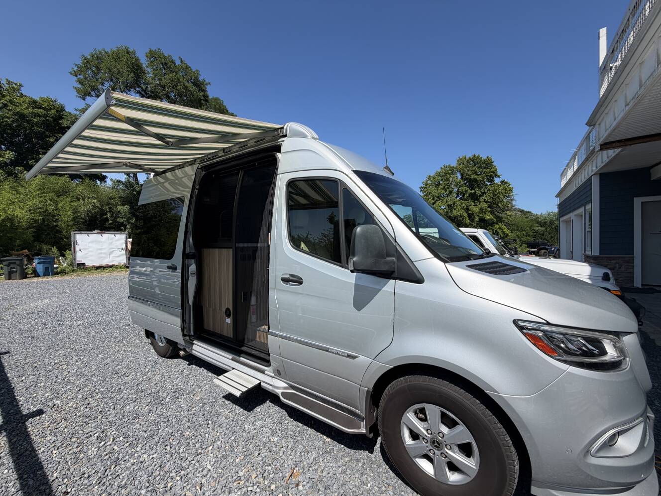 A photo of this 2022 Airstream TOMMY BAHAMA INTERSTATE 19